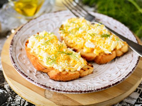 Гренки с яйцом из батона: полезные качества