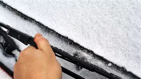 Замерзание резиновых полосок