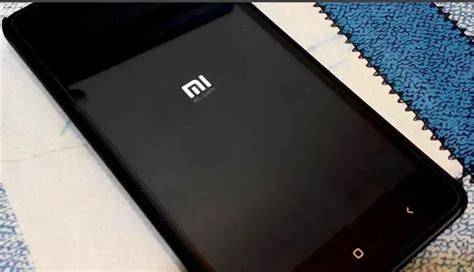 Почему телефон Xiaomi включается сам по себе: распространенная проблема