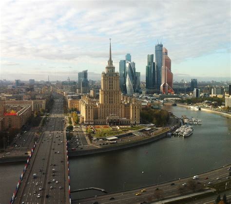 Причины серого неба в Москве
