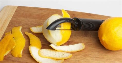 Уникальный вкусовой опыт: почему лимон с кожурой так привлекателен для некоторых людей